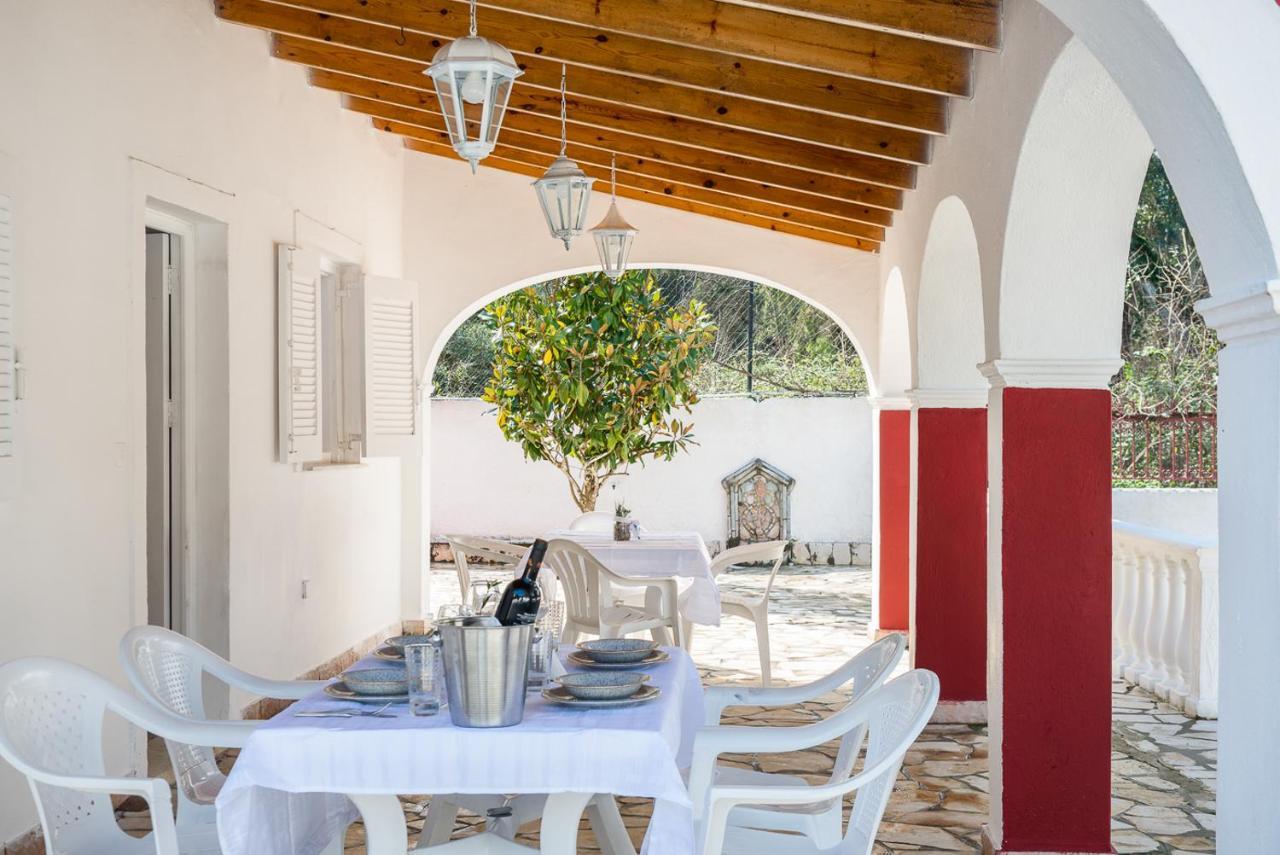 Merlyn Rooms Into The Nature, 100M From The Beach Dafnila Buitenkant foto
