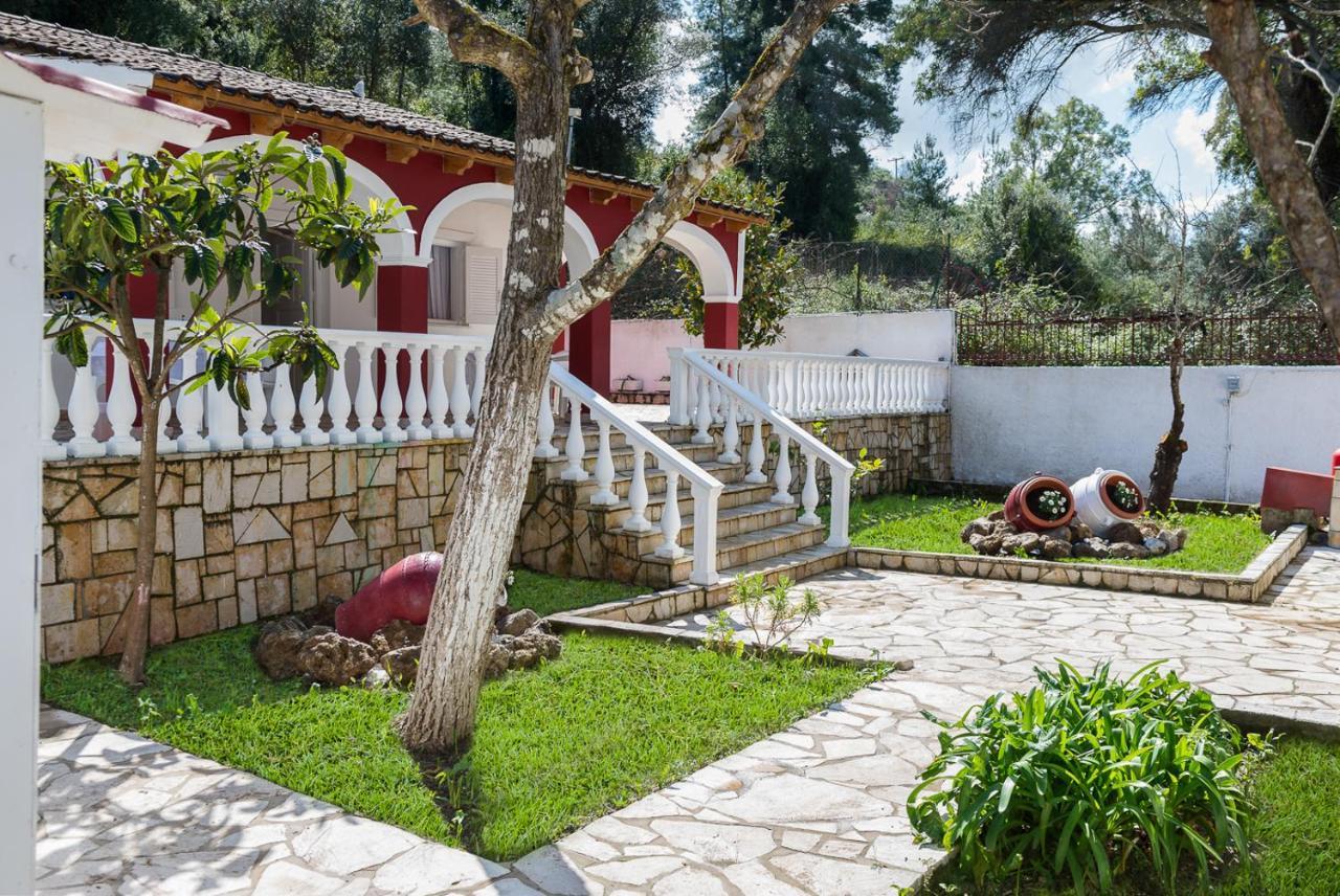Merlyn Rooms Into The Nature, 100M From The Beach Dafnila Buitenkant foto